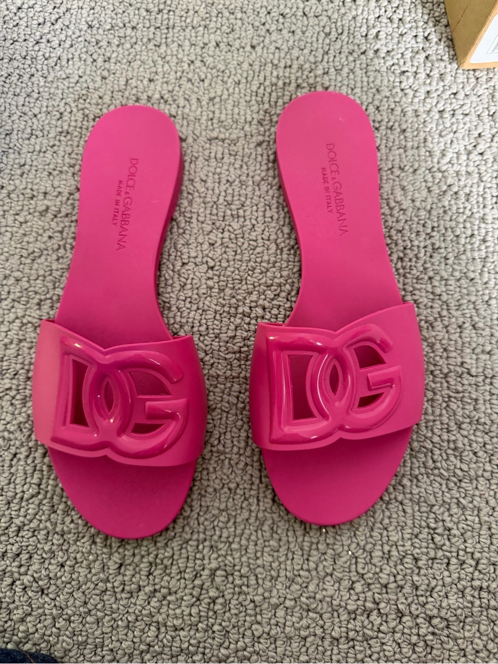 Dolce & Gabbana DG Logo Fuchsia Pink Rubber Slides Size 37